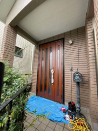 防犯もしっかり！暮らしに快適さと安心を広げる玄関　世田谷区Y様邸